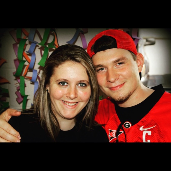 Meet your Posher, Stephanie - Picture 1 of 1